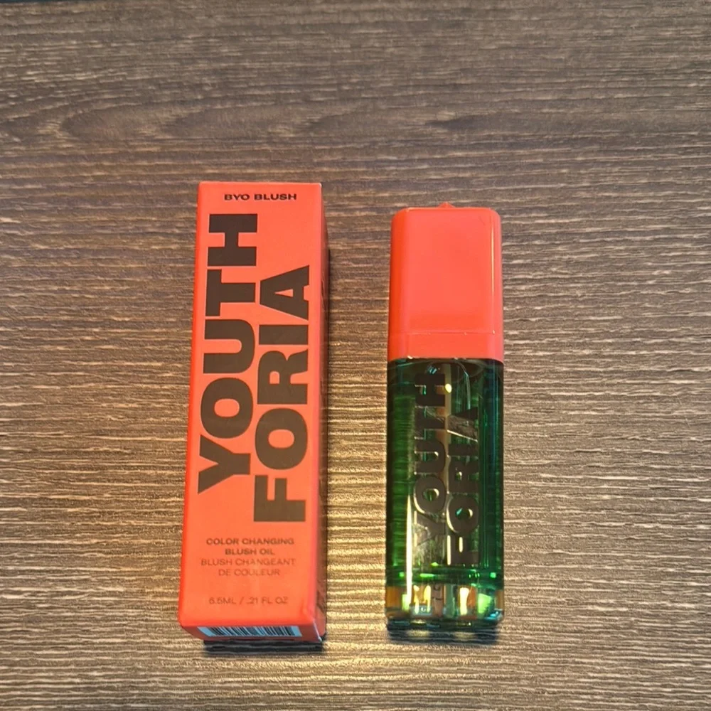 Youthforia New BYO Blush Color Changing Blush Oil.